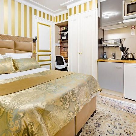 Premium Studio 2 Minutes Walk From Champs-Elysees Paris Exteriör bild