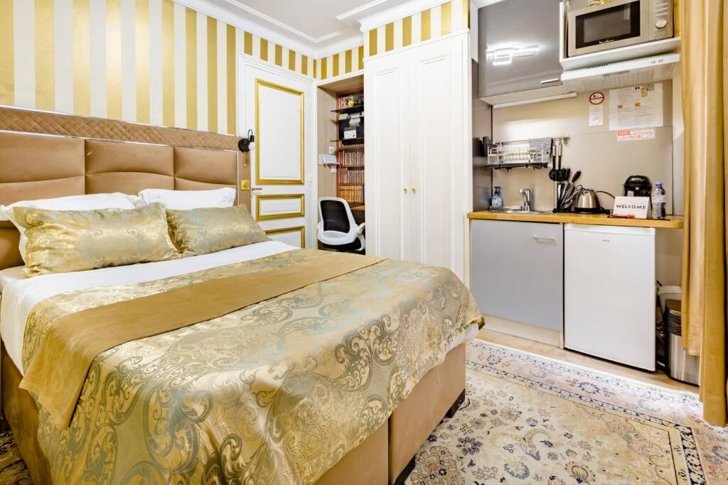 Premium Studio 2 Minutes Walk From Champs-Elysees Paris Exteriör bild