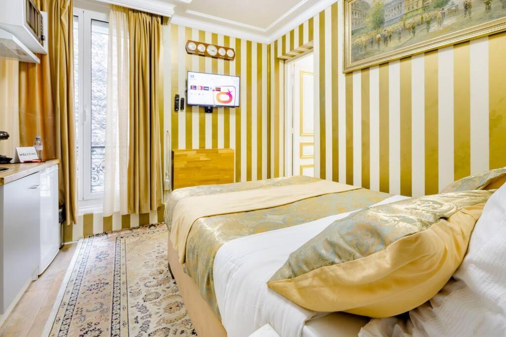 Premium Studio 2 Minutes Walk From Champs-Elysees Paris Exteriör bild